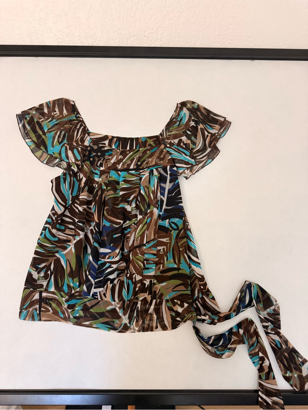 Apt. 9 Brown, Teal & White Leaf-Print Flutter Sleeve Blouse